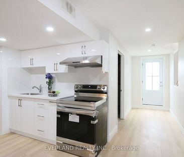 For Lease - 38 Kimberly Court Unit# Basement, Richmond Hill, Ontario - Photo 3