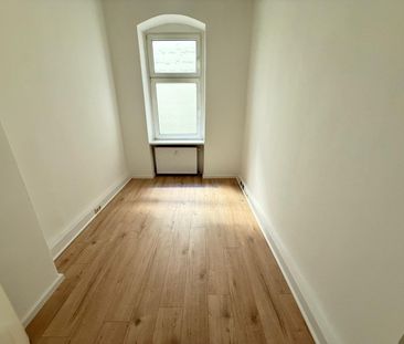 5-Raum-Wohnung direkt am Hasselbachplatz - Photo 4