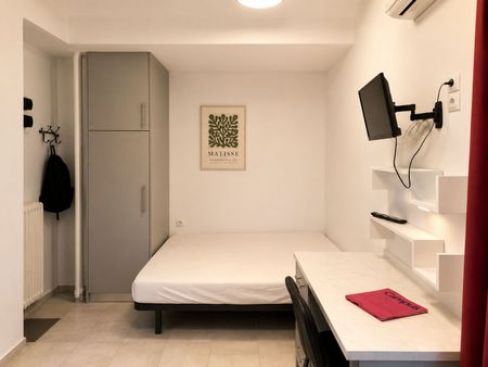 Studio/Γκαρσονιέρα για ενοικίαση Πειραιάς - Κέντρο (Κέντρο - Λιμάνι) - Photo 2