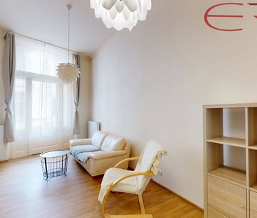 Pronájem bytu 2+1 57 m² - Photo 1