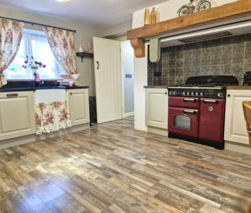 35 Magheramore Road, Dungiven, County Derry, BT47 4SW - Photo 3