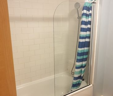 2 Bed Flat, Park West, NG7 - Photo 6