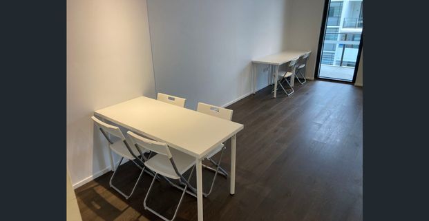 🏡【For Rent】Modern 2-Bedroom Apartment in Central Mascot｜Fully Furnished｜Available from Sept 1 - Photo 1