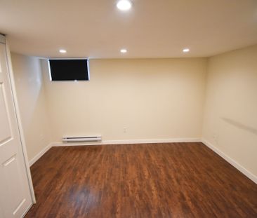 For Lease - 205 Innisfil Street Unit# B, Barrie, Ontario - Photo 4