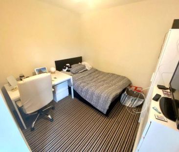 2 bedroom house share to rent - Photo 3