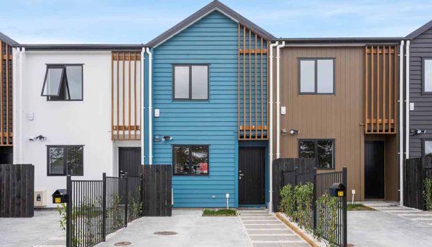 2 bedroom townhouse for rent in Papakura! - Photo 1