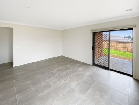 12 Snowbird Road, Winter Valley - Photo 3