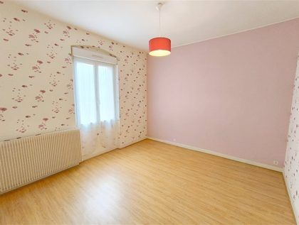 Location Maison 5 pièces 109m² AGEN 47000 - Photo 2