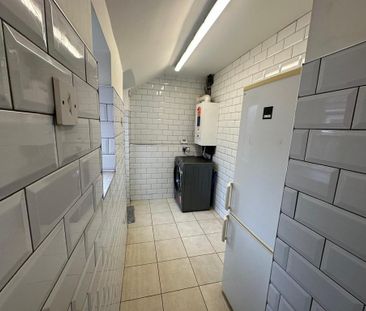 3 bedroom terraced house to rent - Photo 5