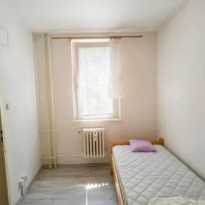 Pronájem bytu 1+1 v Hulíně, ul. Družba - Photo 1
