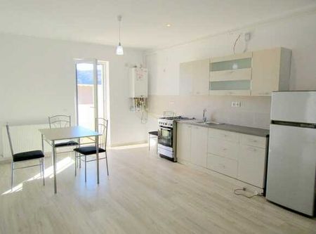 2 camere, 45 mp, prima inchiriere, parcare! Zona strazii Eroilor! - Photo 5