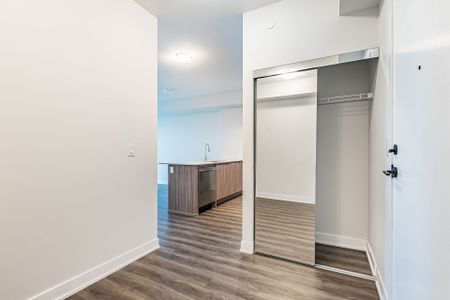 For Lease - 4130 Parkside Village Drive Unit# 3302, Mississauga, Ontario - Photo 5