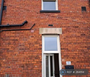 2 bedroom terraced house to rent - Photo 6