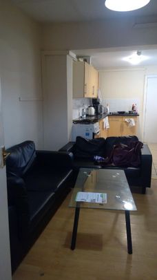 5 bedroom terraced house to rent - Photo 1