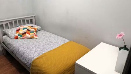 Royal Canal Terrace, Dublin - Photo 3