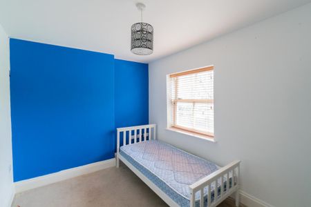 2 bedroom apartment to rent - Photo 2