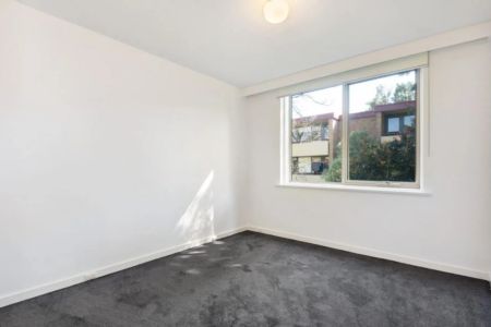 Unit 4/15 Auburn Grove, Hawthorn East. - Photo 2