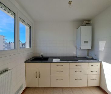 Location Appartement 2 pièces 49m² TOURS 37000 - Photo 4