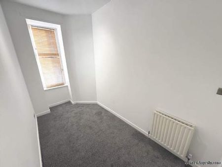 2 bedroom property to rent in Renfrew - Photo 2