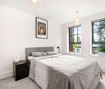 A large one-bedroom apartment with immaculate interiors, on the sec... - Photo 3