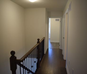 For Lease - 2958 Whites Road, Pickering, Ontario - Photo 5