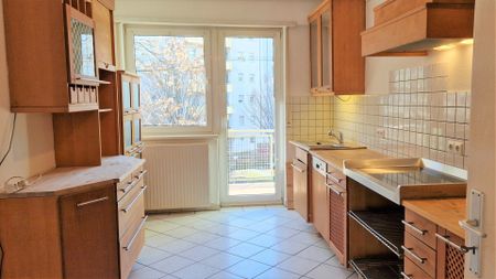 Erstes OG, 3 ZKB mit Balkon und EBK - Photo 4