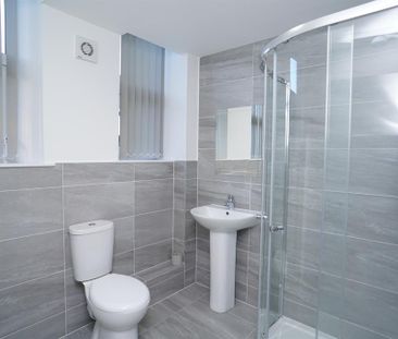 2 bedroom flat to rent - Photo 6