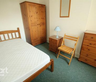 2 bedroom semi-detached house to rent - Photo 6