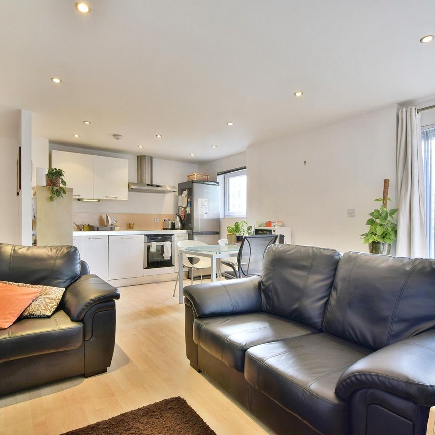 2 bedroom apartment to rent Naples Street, Manchester, Greater Manchester, M4 - Photo 1