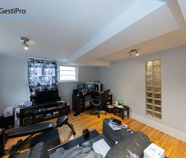 245 Fraser - Photo 5