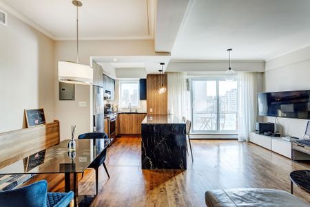 Condo for rent, Montréal (Ville-Marie) - Photo 2