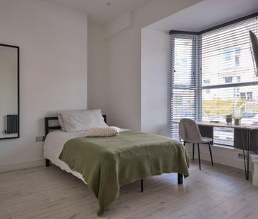 5 bedroom house of multiple occupation to rent - Photo 3