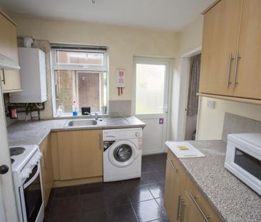 5 bedroom terraced house to rent - Photo 5