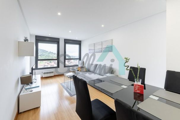 Alquiler de piso en Calle Juan Antonio Álvarez Rabanal - Foto 1