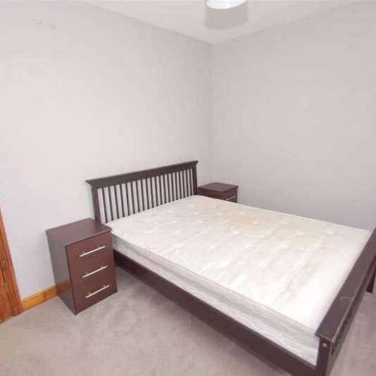 Upland Grove, Leeds, LS8 - Photo 1