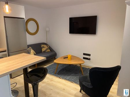 Location Appartement 1 pièce 27m² ROUEN 76000 - Photo 2