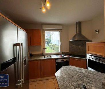 Location Appartement 4 pièces 95m² LILLE 59000 - Photo 6