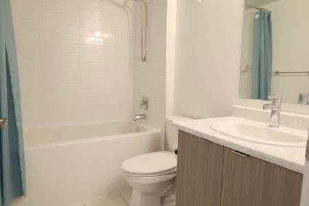 For Lease - 100 Canon Jackson Drive Unit# 201, Toronto, Ontario - Photo 4
