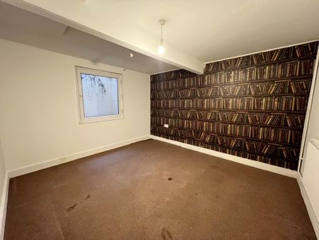 2 bedroom maisonette to rent - Photo 5