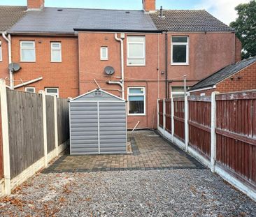 2 bedroom terraced house to rent - Photo 5
