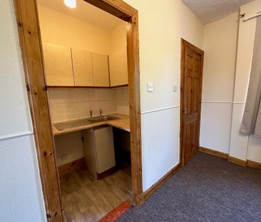 2 bedroom flat to rent - Photo 6