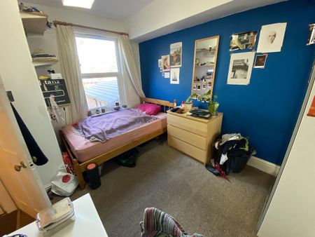 4 bedroom house to rent - Photo 3