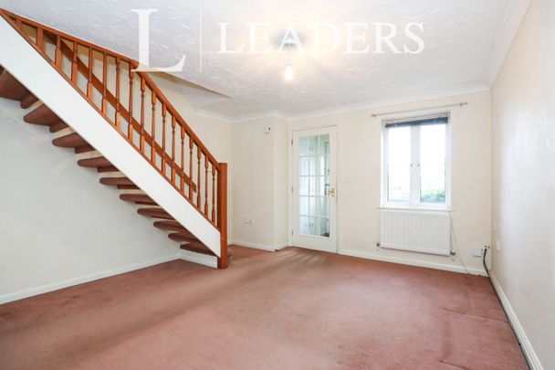 2 bedroom house to rent Butterfields, Wellingborough, NN8 - Photo 1