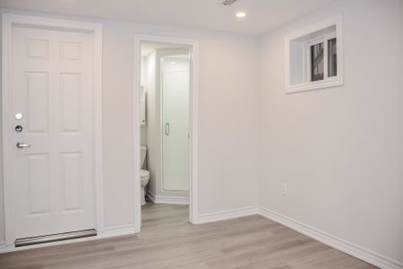 For Lease - 75 Coney Road Unit# Bsmt, Toronto, Ontario - Photo 2