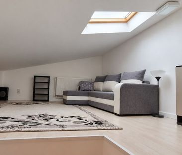 Apartament de inchiriat | 2 camere + spatiu la mansarda | 380 € - Fotografie 3