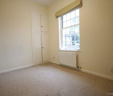 1 bedroom property to rent in Worcester - Photo 2