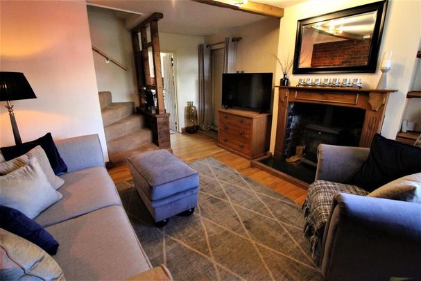 2 bedroom house to rent - Photo 1