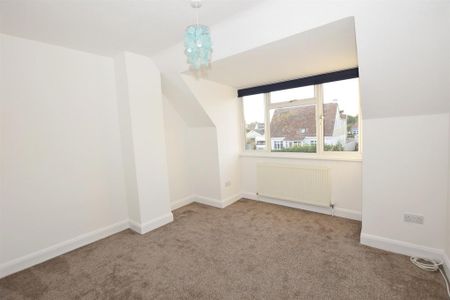 4 bedroom chalet to rent - Photo 5