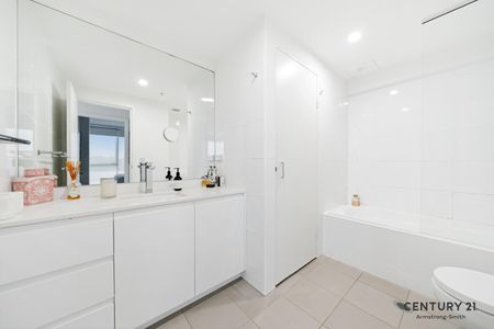 1007/80 Ebley Street, Bondi Junction NSW 2022 - Apartment For Rent | Domain - Photo 4