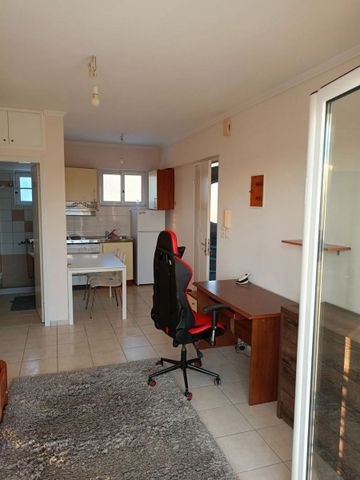 Studio/Γκαρσονιέρα για ενοικίαση Τ.Ε.Ι. (Πάτρα) - Photo 3
